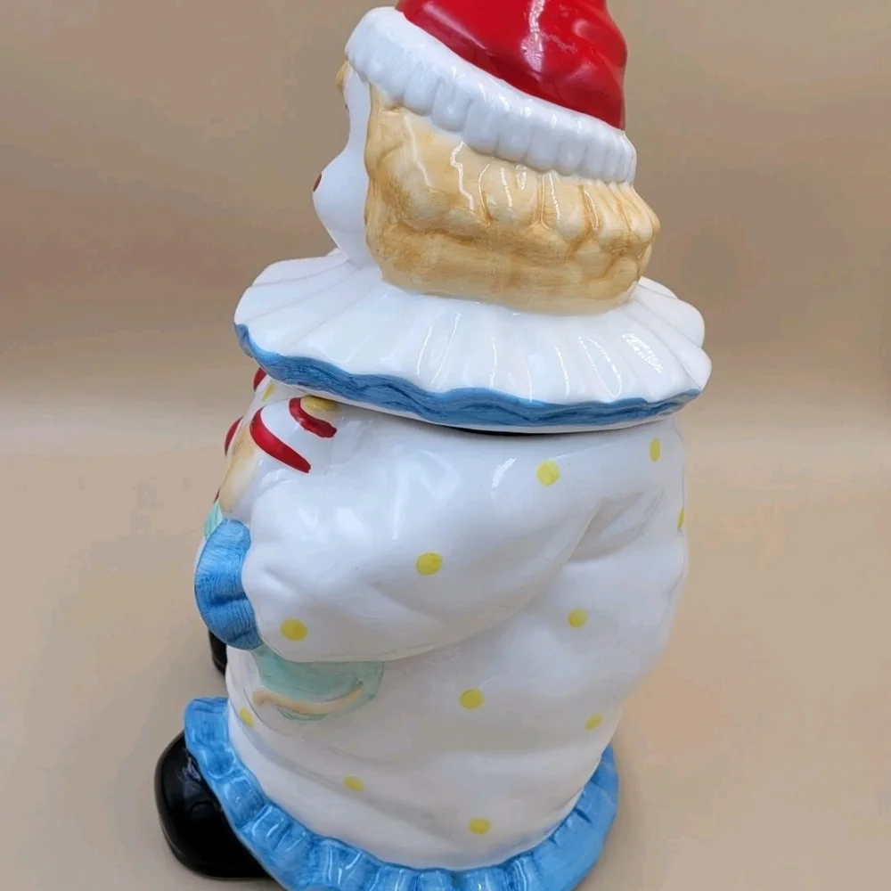 Vintage Ceramic/Porcelain Star Starry Eyed Circus Clown w/ Puppy Cookie Jar